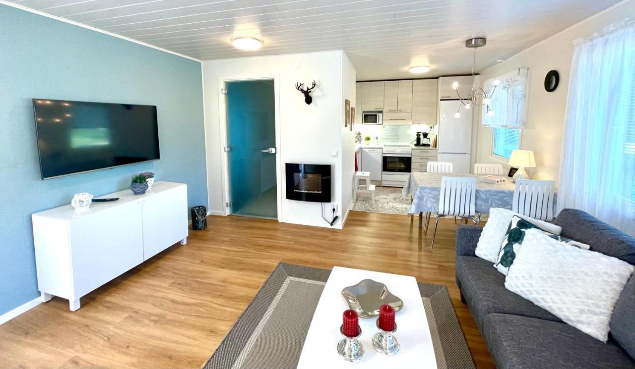 Cozy Renovated House With A Lot Of Parking Space. * Haparanda (Norrbotten)